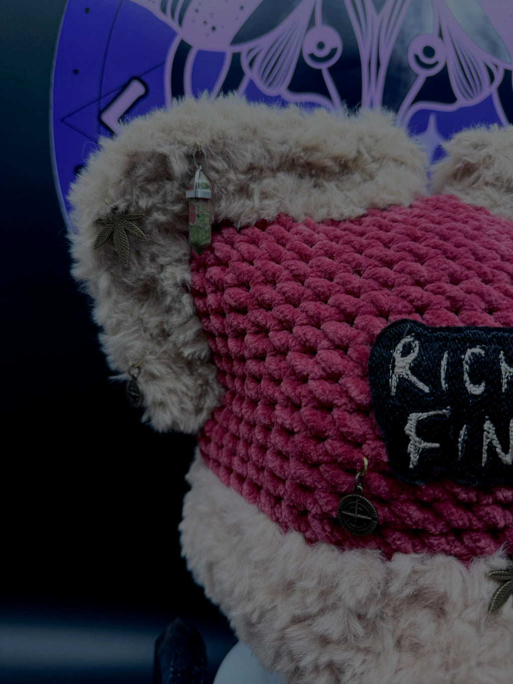 Richard Finger Cat Beanie
